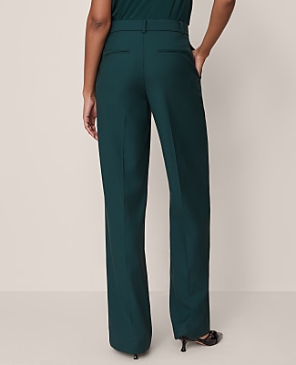 The Wide-Leg Pant