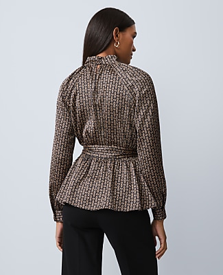 Petite Chain Link Print Tie Waist Blouse