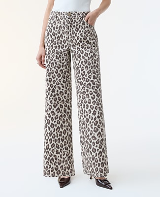 The Petite Wide-Leg Jean in Animal Print