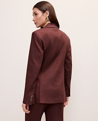 The Fitted Long Double Breasted Blazer in Linen Blend