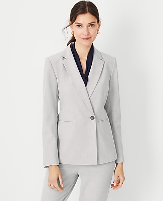 The Fitted Double Breasted Blazer in Bi-Stretch - thumbnail 5