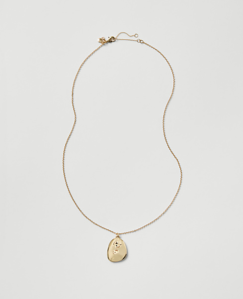Disc Pendant Necklace