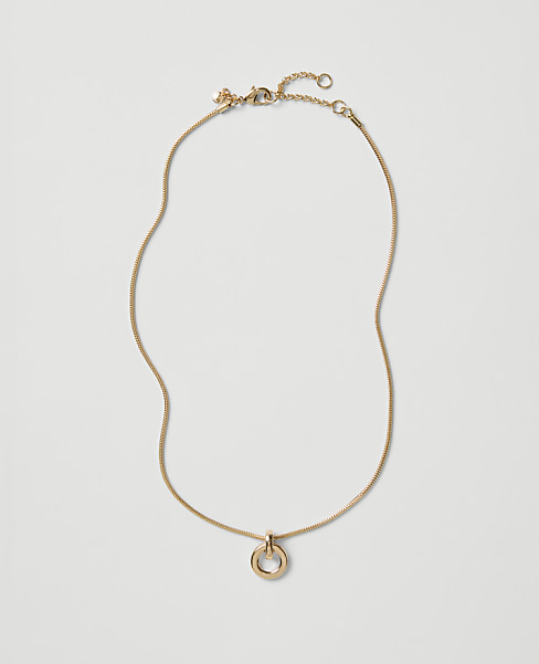 Circle Pendant Necklace