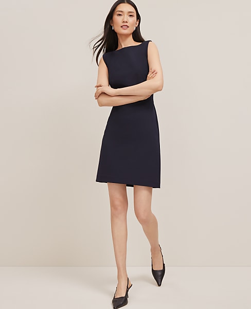 The Petite Boatneck Dress in Seasonless Stretch