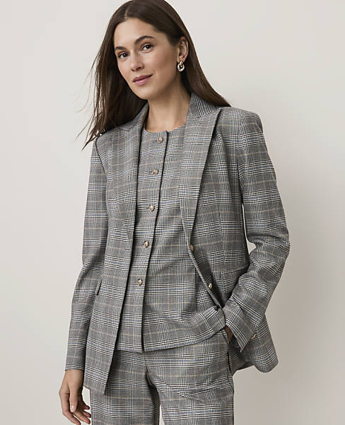 The Petite Fitted Long Blazer in Plaid