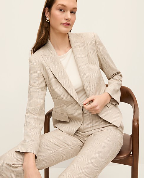 The Single Button Fitted Blazer in Glen Check