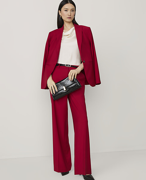 The Wide-Leg Pant