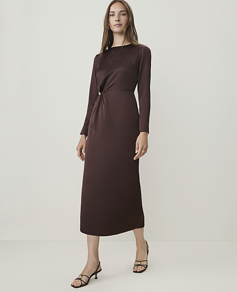 Petite Crew Neck Twist Sheath Dress