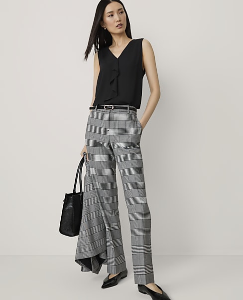 The Petite Houndstooth Straight Pant