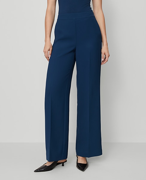The Wide-Leg Pant in Fluid Crepe — Curvy Fit