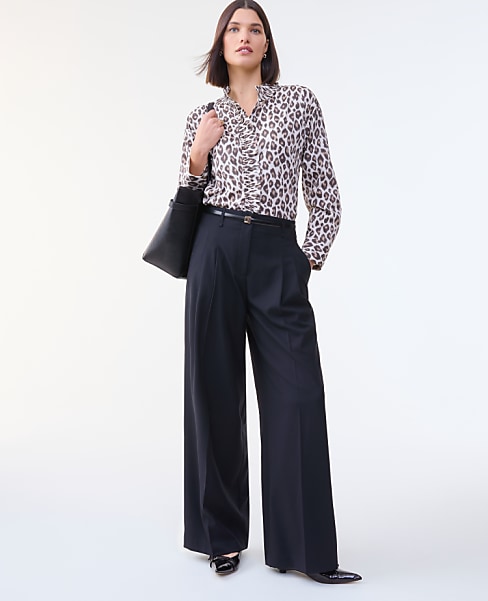 The Petite Pleated Wide-Leg Pant