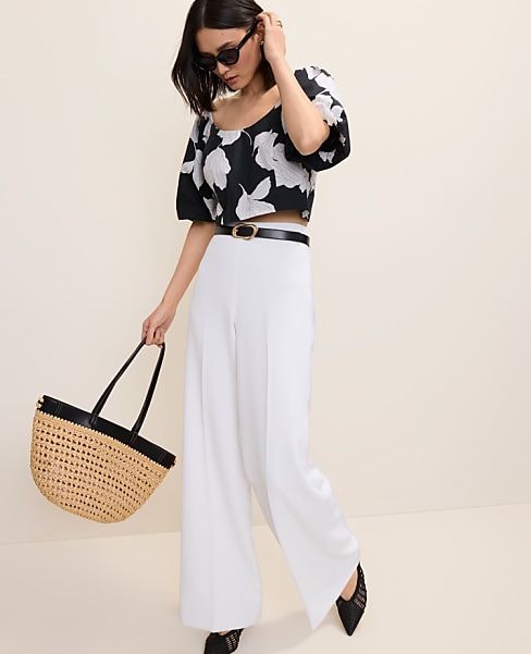 The Petite Side Zip Wide-Leg Pant in Fluid Crepe