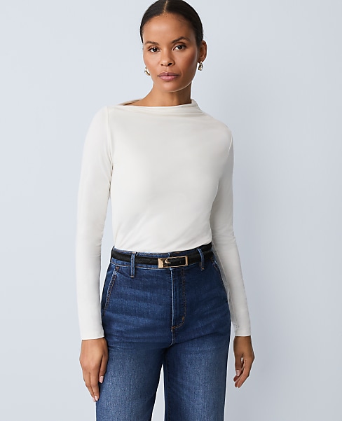 Asymmetric Ruched Top