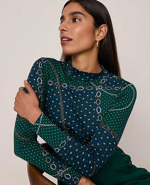 Chain Link Mock Neck Top