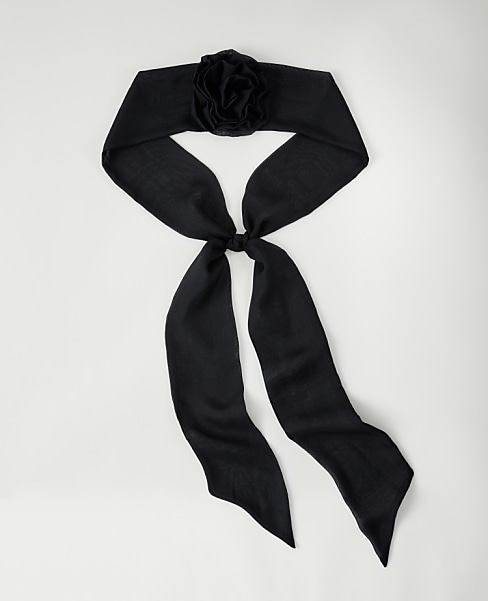 Rosette Scarf