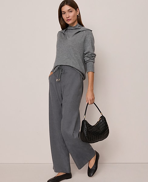 Weekend Wide-Leg Jogger Pant