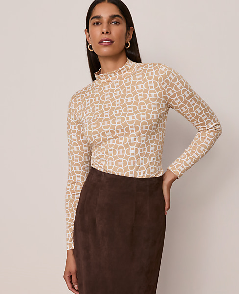 Chain Link Mock Neck Top