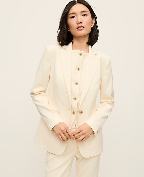 The Fitted Long Blazer