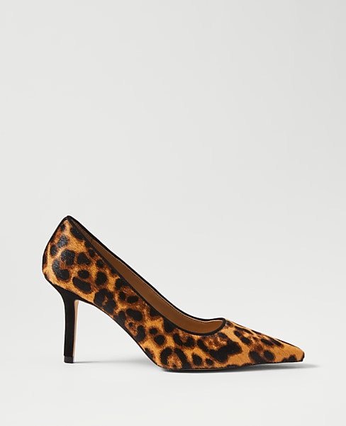 Nip Toe Haircalf Pump
