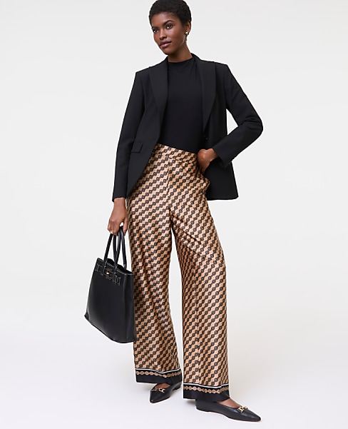 The Petite Fitted Long Blazer in Seasonless Stretch